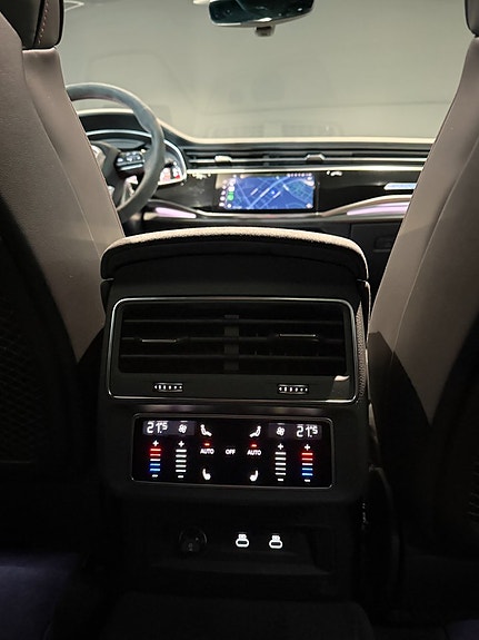 Audi Q8 10 of 20