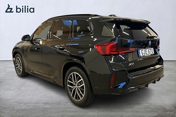 BMW X1 2 of 19