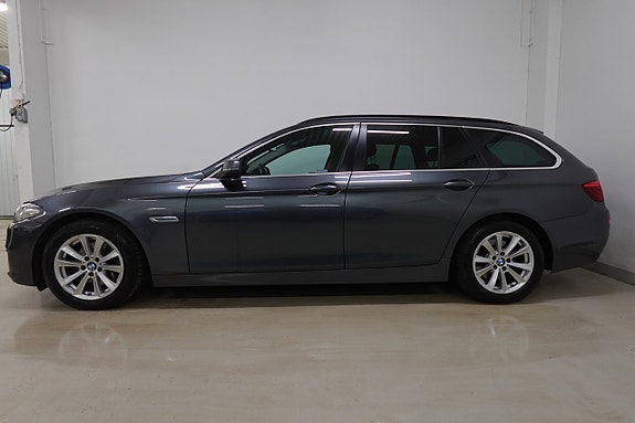 BMW 520d 3 of 5
