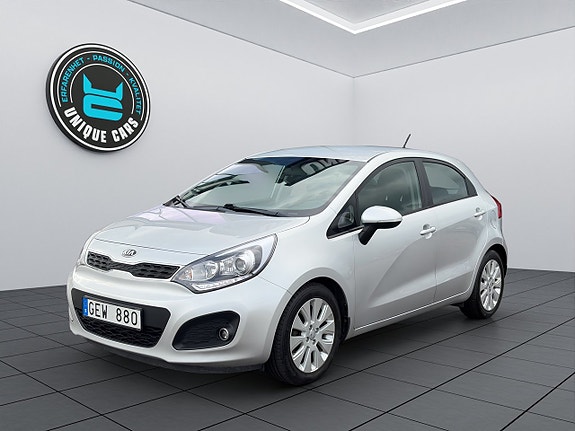 Kia Rio 8 of 21