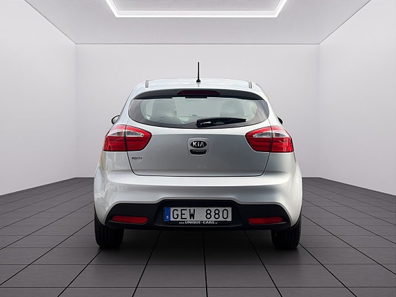 Kia Rio 5 of 21