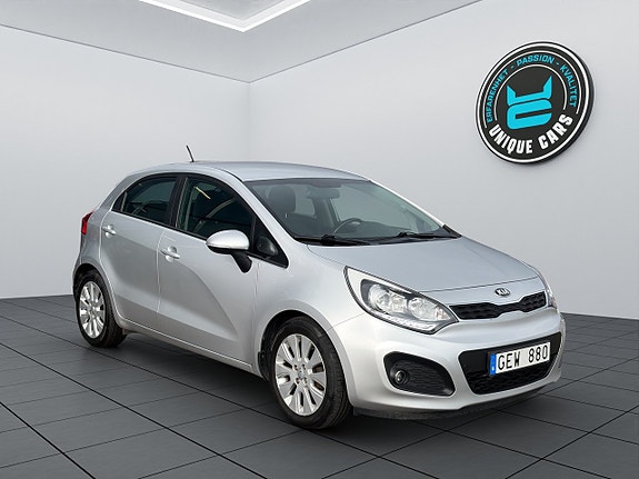 Kia Rio 2 of 21