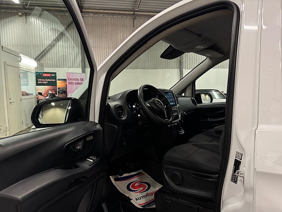 Mercedes-Benz Vito 111 10 of 18