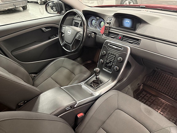 Volvo V70 5 of 5