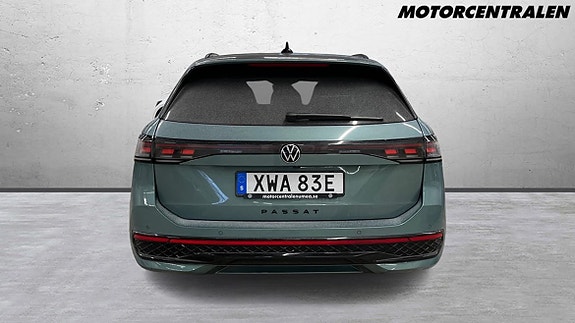Volkswagen Passat 6 of 8
