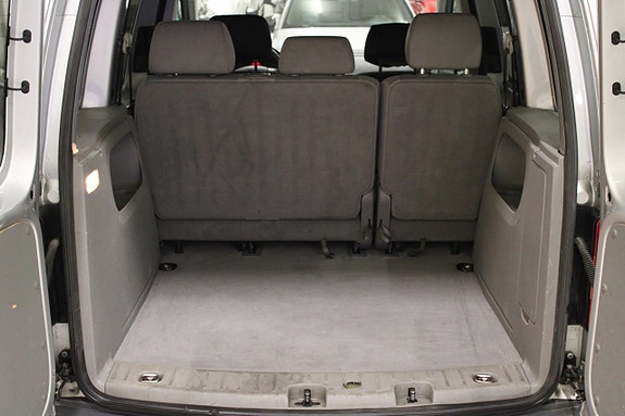 Volkswagen Caddy 12 of 17