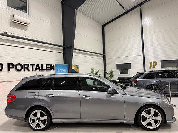 Mercedes-Benz E200 8 of 23