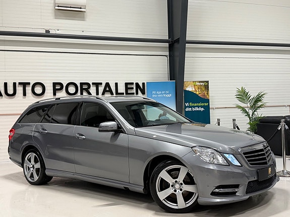 Mercedes-Benz E200 23 of 23