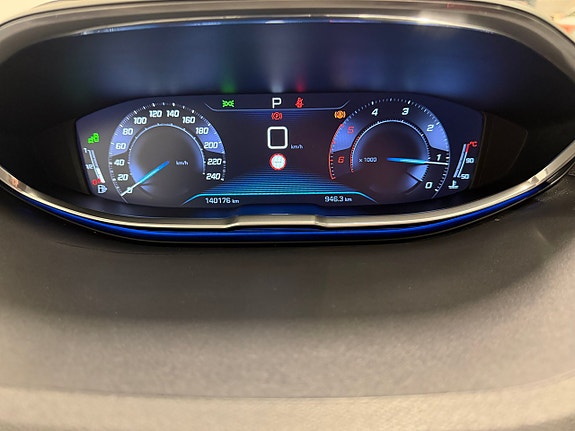 Peugeot 5008 16 of 22