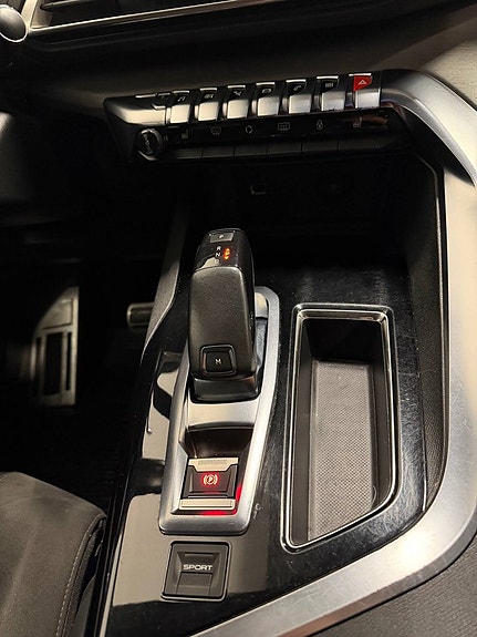 Peugeot 5008 18 of 22