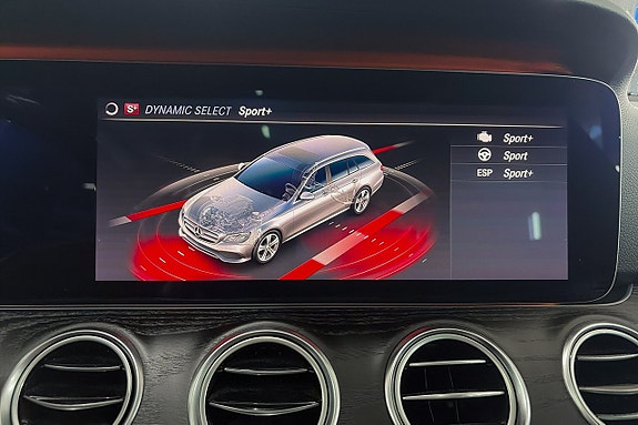 Mercedes-Benz E200 12 of 20