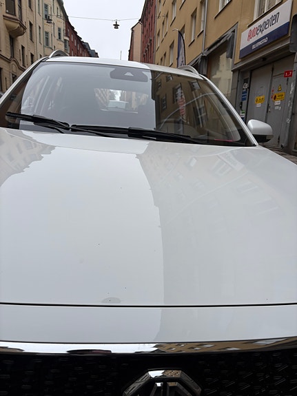 MG ZS EV 7 of 12