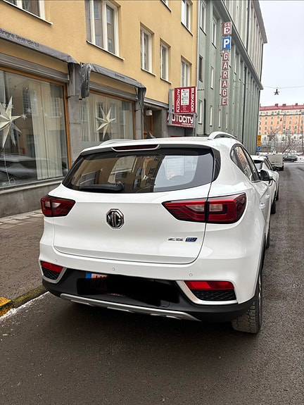MG ZS EV 8 of 12