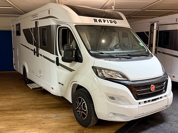 Rapido Compact C86 Queenbed OBS NY