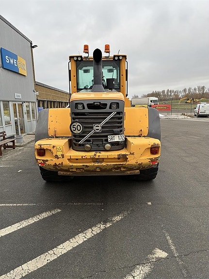 Volvo L120F 6 of 17