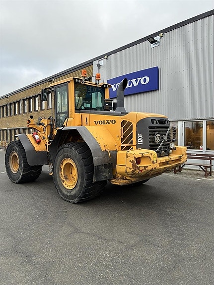 Volvo L120F 7 of 17
