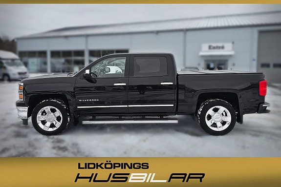 Chevrolet Silverado 2 of 5