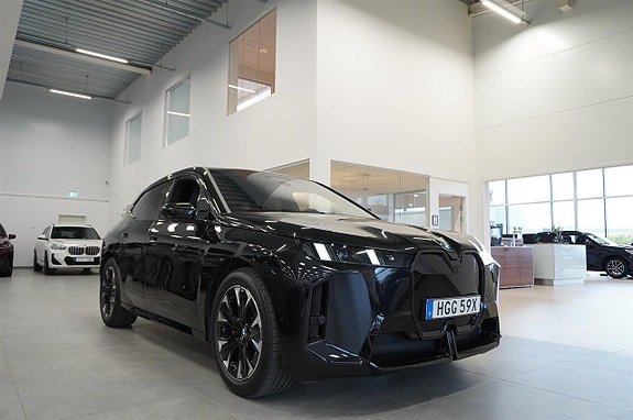 BMW iX 6 of 21