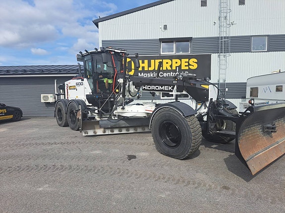 Väghyvel Hidromek MG 600