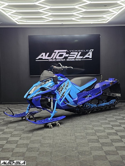 Yamaha Sidewinder MTX LE 153" 260hk