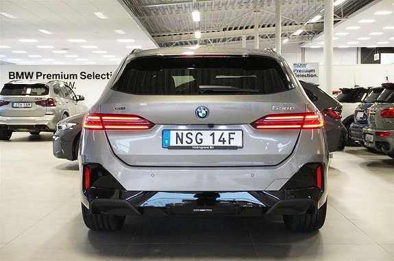 BMW 530e 4 of 28