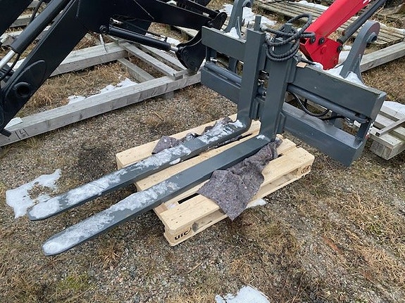 Hydrauliska pallgafflar SBM och Trima