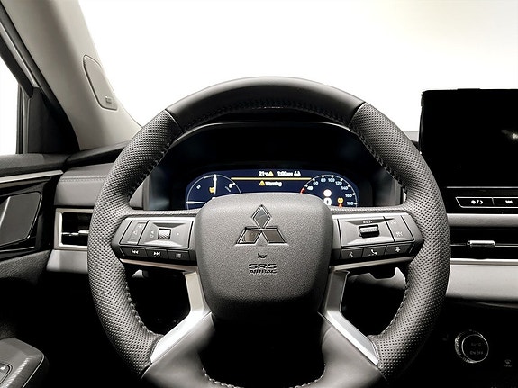 Mitsubishi Outlander 7 of 14