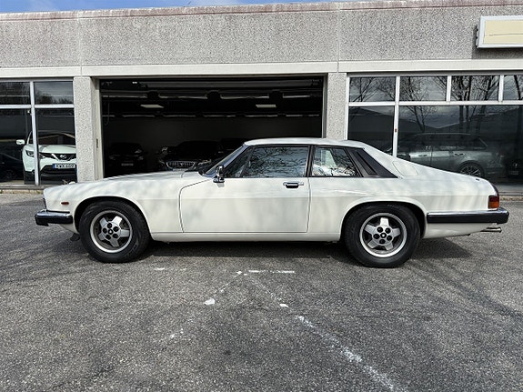 Jaguar XJS 4 of 5