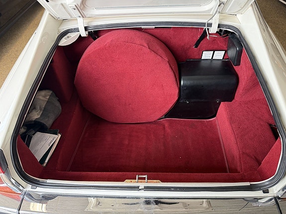 Jaguar XJS 13 of 17