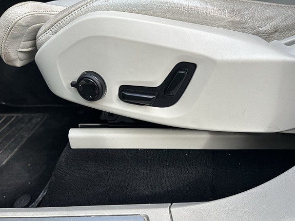Volvo XC90 19 of 22