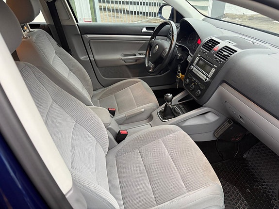 Volkswagen Golf-Serie 4 of 8