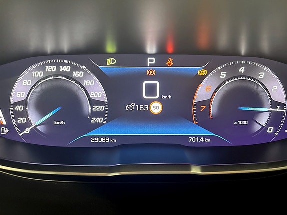 Peugeot 3008 8 of 15