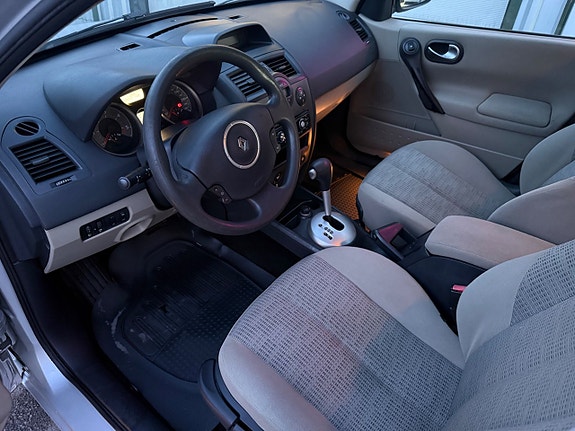 Renault Megane II 6 of 9