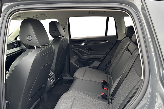 Volkswagen Tiguan 8 of 15