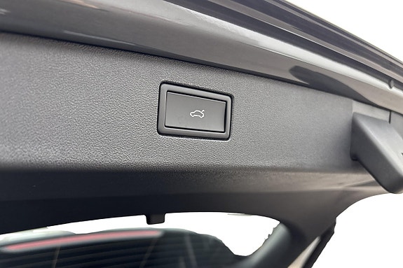 Volkswagen Tiguan 10 of 15