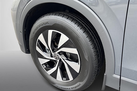 Volkswagen Tiguan 11 of 15