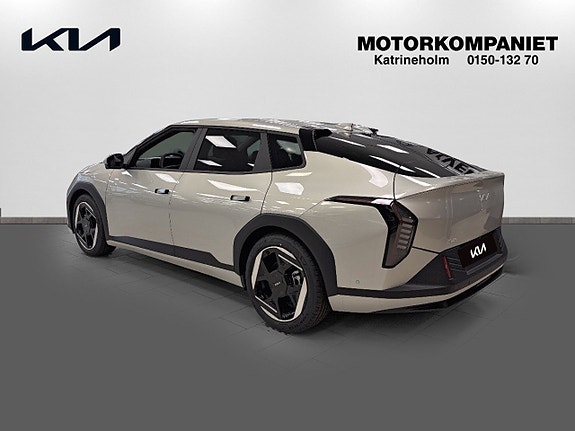 Kia EV4 6 of 17