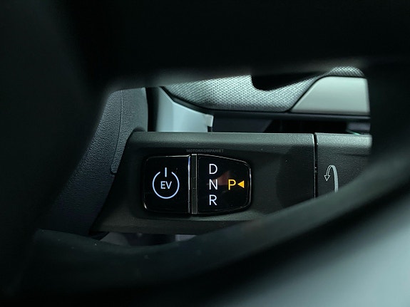 Kia EV4 12 of 17