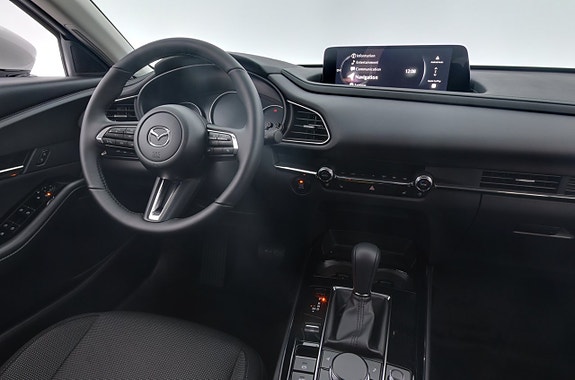 Mazda CX-30 10 of 24