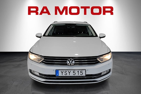 Volkswagen Passat 3 of 5