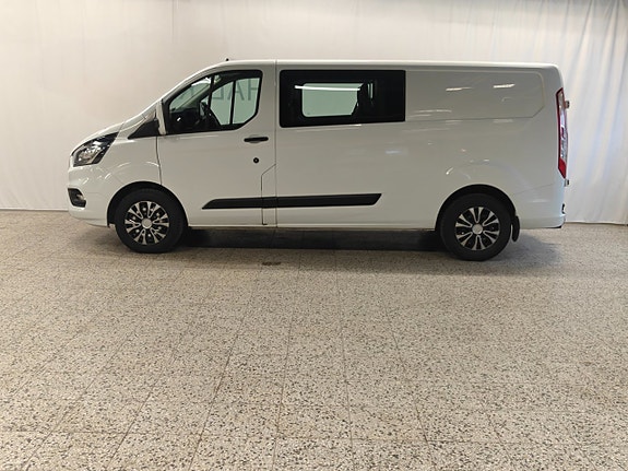 Ford Transit Custom 2 of 5