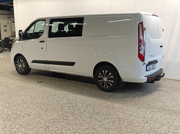 Ford Transit Custom 3 of 5