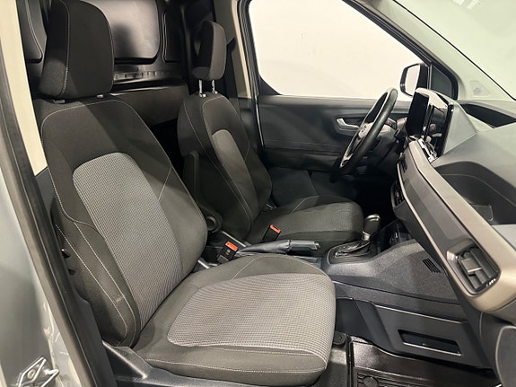 Ford Transit Courier 5 of 5