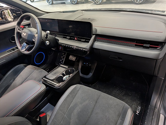 Hyundai Ioniq 5 6 of 8