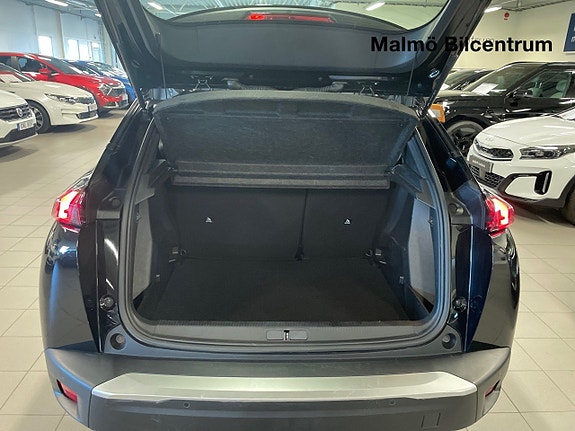 Peugeot 2008 12 of 17