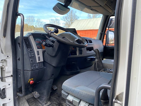 Volvo FE300 4x2 Kran & Tipp Stor kran + Gripskopa 11 of 12