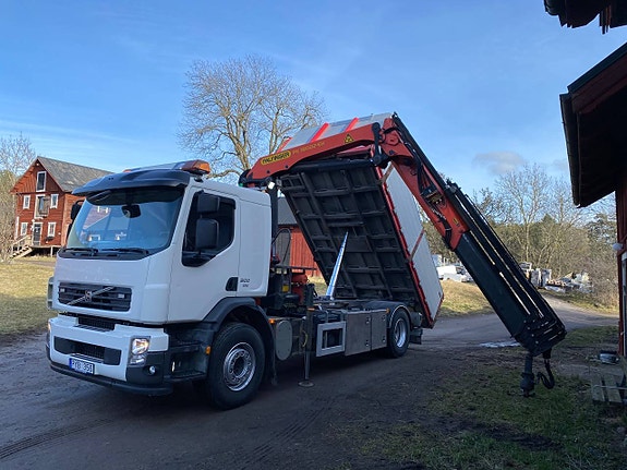 Volvo FE300 4x2 Kran & Tipp Stor kran
