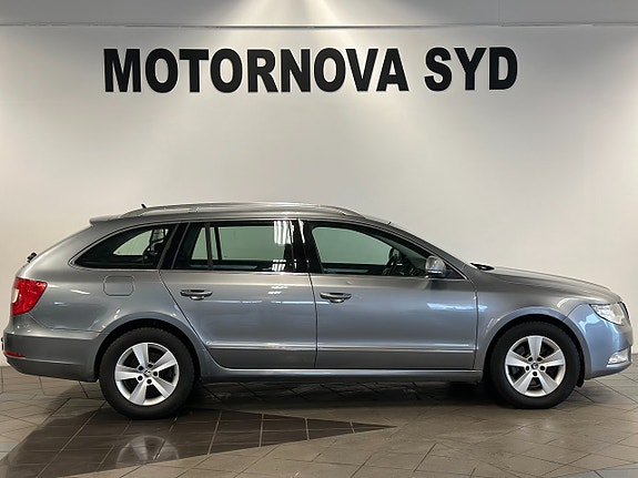 Skoda Superb 4 of 5
