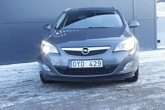 Opel Astra 2 of 5
