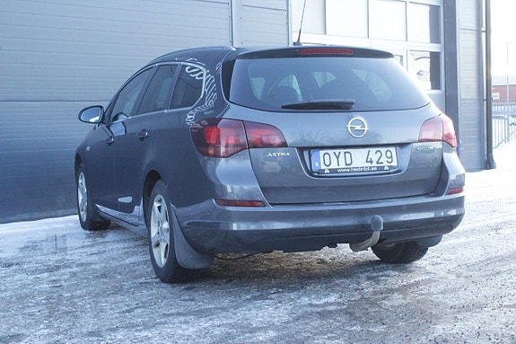 Opel Astra 6 of 14